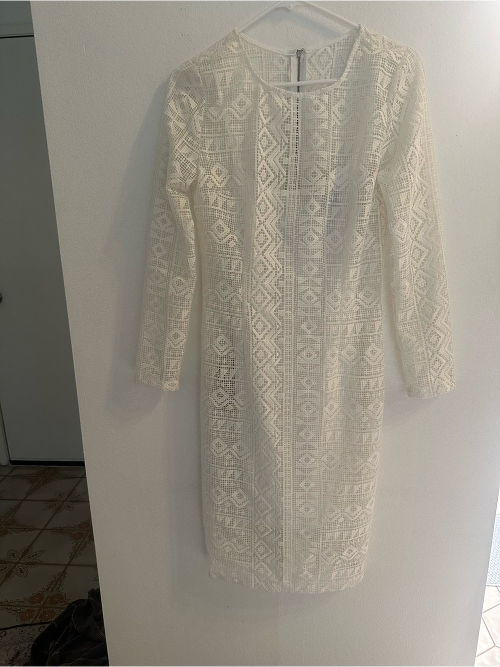 J.O.A. White Lace Long Sleeve Midi Dress with Back Zip Lined New w tags
